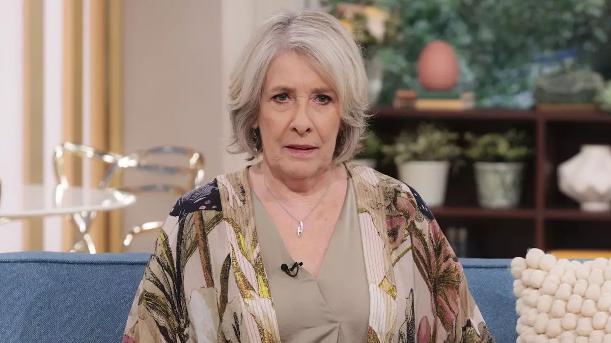 Unveiling the Intimate Life of Phyllis Logan: Love, Family, and the Unexpected