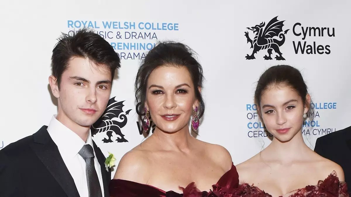 Welsh Pride: Catherine Zeta-Jones Celebrates St David’s Day with Her Children Welsh Pride: Catherine Zeta-Jones Celebrates St David’s Day with Her Children