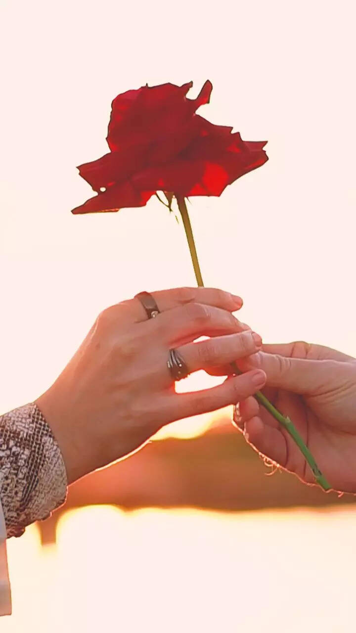 10 quotes by Sri Sri Ravishankar on love and life 10 quotes by Sri Sri Ravishankar on love and life