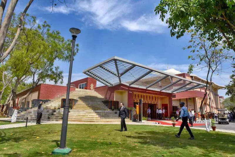 IP University holding up 50 crore in student refunds, ETEducation IP University holding up 50 crore in student refunds, ETEducation