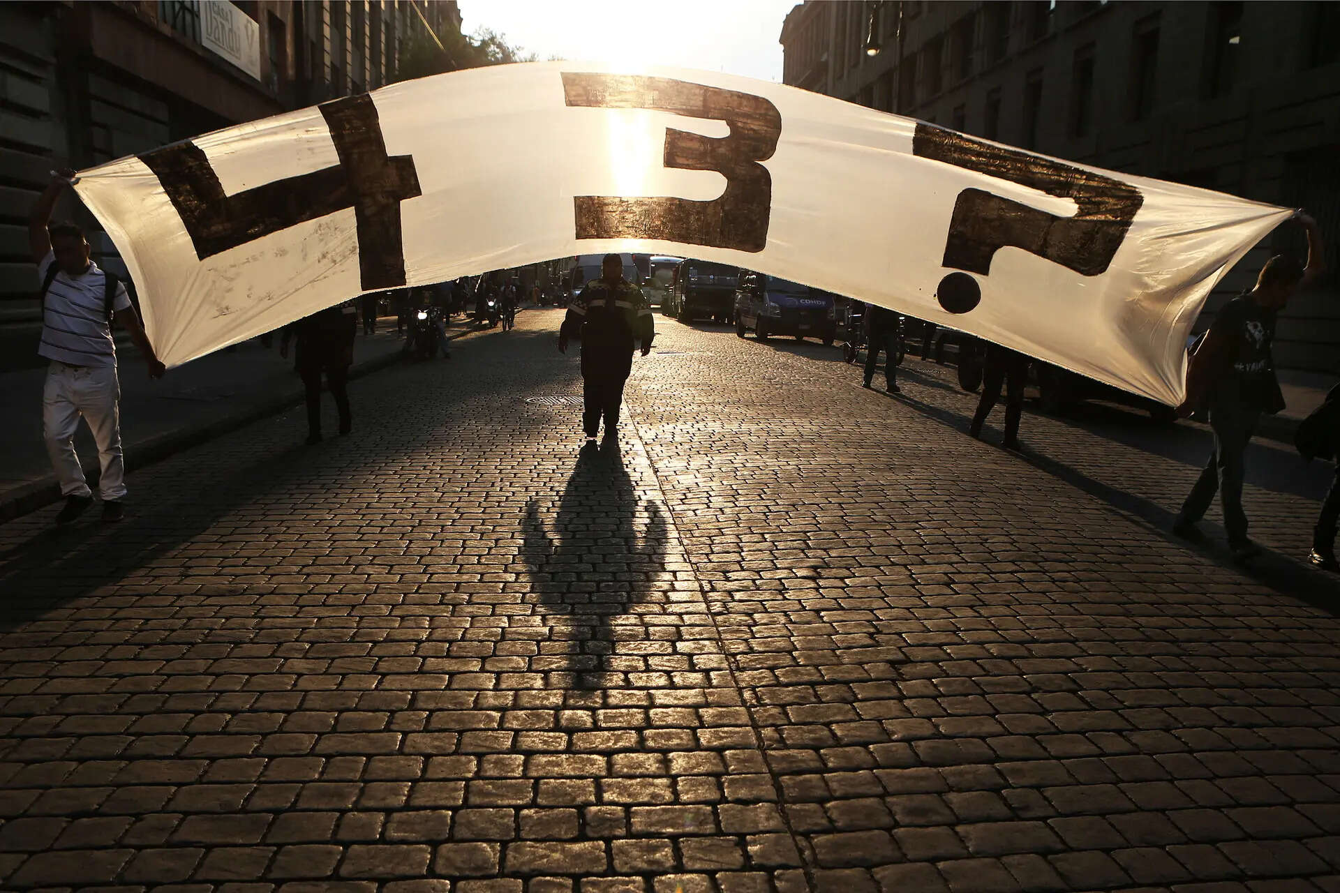 Mexico in Talks to Reinvigorate Disappeared Students Investigation with International Experts, ETEducation Mexico in Talks to Reinvigorate Disappeared Students Investigation with International Experts, ETEducation