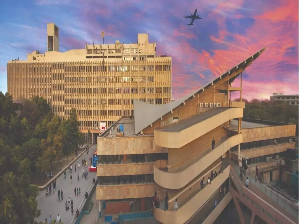 IITs and BITS Pilani Lead with 27 Subjects in Top 50, ETEducation IITs and BITS Pilani Lead with 27 Subjects in Top 50, ETEducation