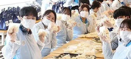 Number of foreign students in South Korea surpasses 310,000 for 1st time, ETEducation Number of foreign students in South Korea surpasses 310,000 for 1st time, ETEducation