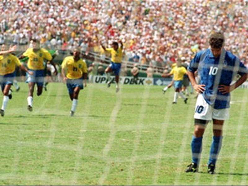 Passano Gli Anni, Ma Baggio Non Dimentica: "Nel 2002 Sarei Dovuto Andare Anche In Carrozzella... Ho Perso Tre Mondiali Ai Rigori, Mi Girano I Coglioni" | Goal.com 600_x_800_jpg