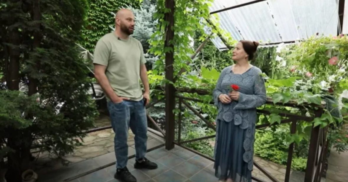 Тоня Матвієнко показала, що їй дісталося від мами: триповерховий маєток на Печерських пагорбах 4 ywAAAAAAQABAAACAUwAOw==