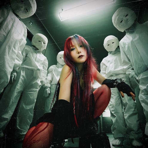 [Album] Co shu Nie - SATURATED (in monochrome)