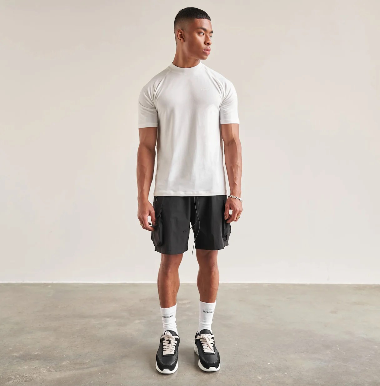 Here’s A Title With Double Quotes:

“Best Gym Workout Clothes For Men: Elevate Your Fitness Style”