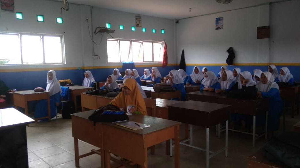 Fiqih Puasa Ramadhan Bagi Muslimah – SMK NEGERI 5 BATAM