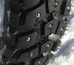 Clous à glace amovibles à visser pour pneus VL – PL – Motos – Quad –  Tracteurs … | Spevemat