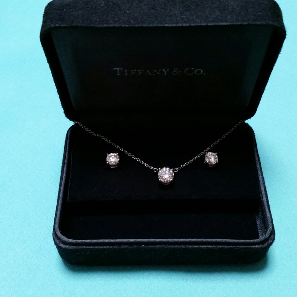 Tiffany ソリティアピアス❤ | まりーのブログ