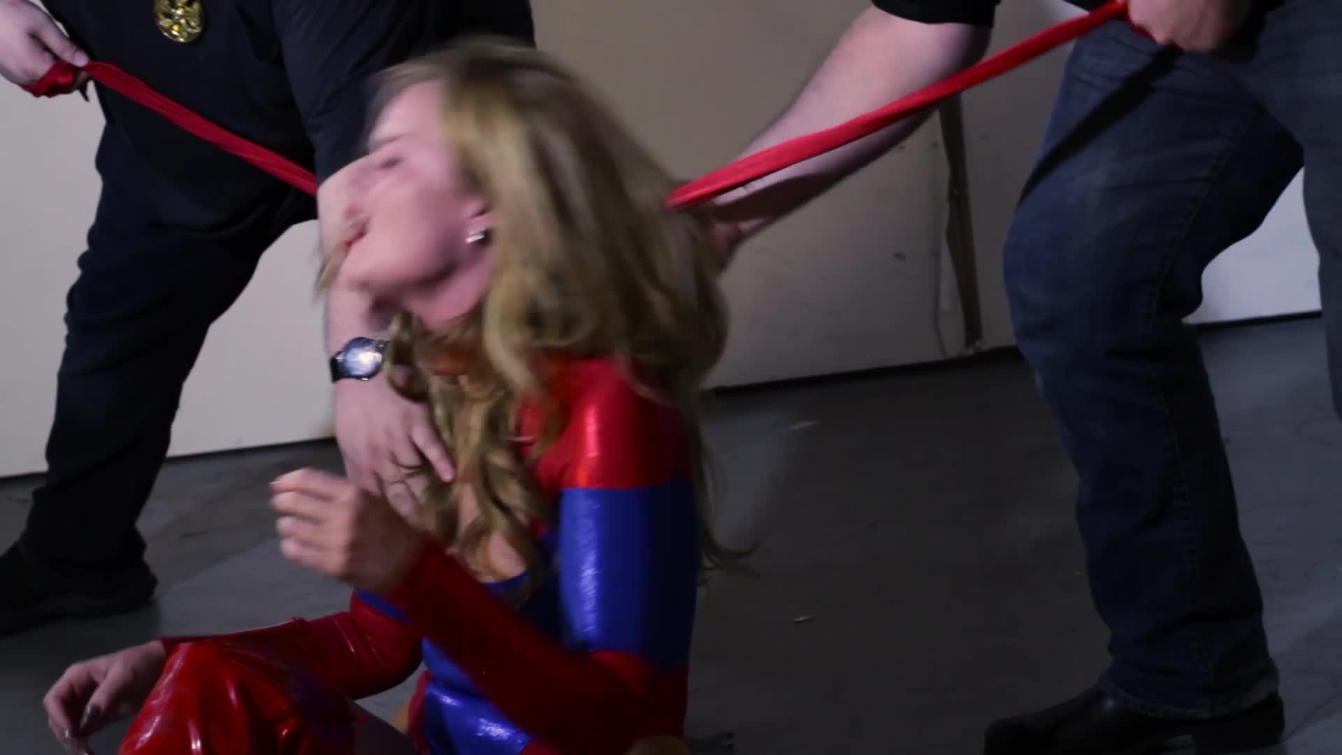 Xfantazy Superheroine