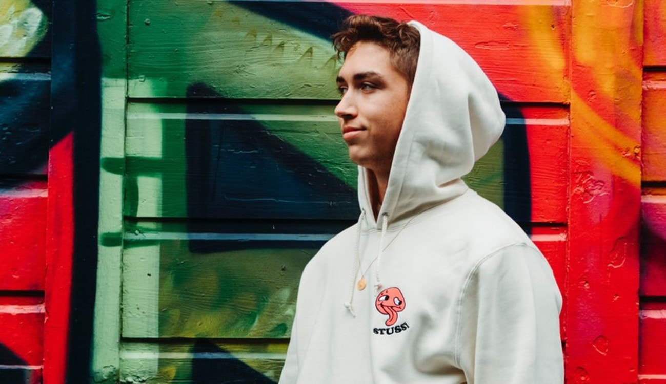 オリジナルグッズの作り方 | Canva