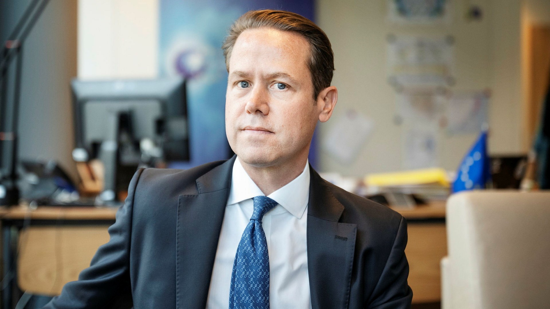 Nationella säkerhetsrådgivaren glömde anteckningsbok under Natos toppmöte