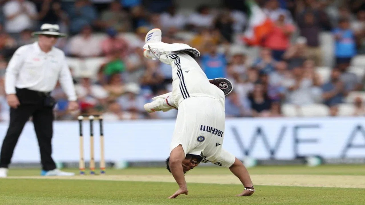 Rishabh Pant in danger? Surgeon issues stern warning over unnecessary somersault celebration Rishabh Pant in danger? Surgeon issues stern warning over unnecessary somersault celebration