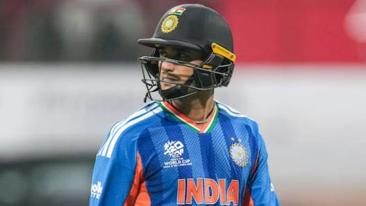 Abhishek Sharma loses faith in Gautam Gambhir? Turns to Yuvraj Singh after hat-trick of ducks Abhishek Sharma loses faith in Gautam Gambhir? Turns to Yuvraj Singh after hat-trick of ducks