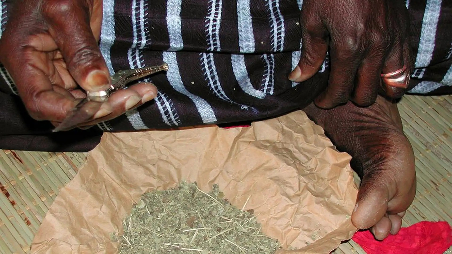 عکس کیر ختنه نشده