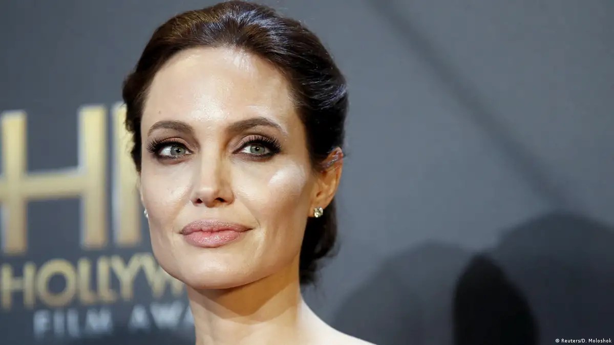 كابوس السرطان يلاحق أنجلينا جولي! – DW – 2015324