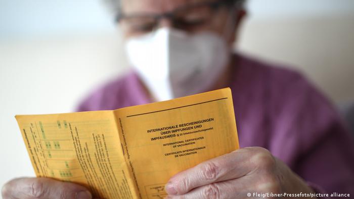 Opinie Daţi Ne Pasaport De Vaccinare Europa Dw 26 02 2021