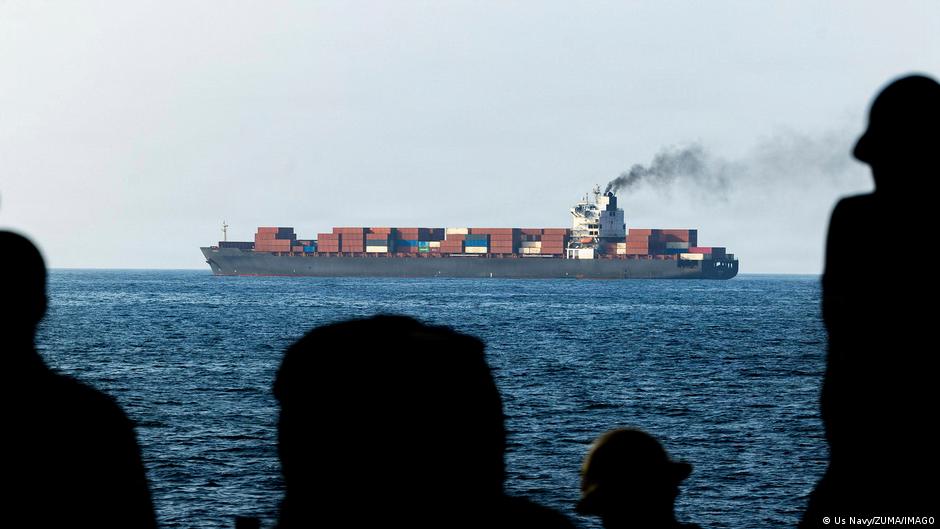 Iran war: Tehran warns of wider disruption amid US strikes Iran war: Tehran warns of wider disruption amid US strikes
