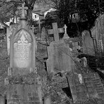 Family grave of Thomas and Harriet Owen
