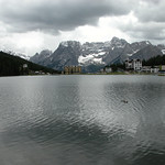 Il Sorapiss domina il lago di Misurina