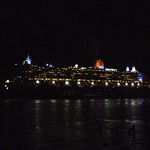 Queen Mary 2 (QM2) leaving Greenock after her maiden call