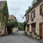 Saint-L&eacute;on-sur-V&eacute;z&egrave;re