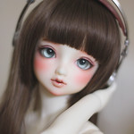 Look,who's here!!Nice to see you again!