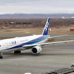 Boeing 777-281 | JA713A | NH/ANA | 2017/04/08 @ RJCC/CTS