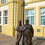LAUREL AND HARDY STATUE, ULVERSTON, CUMBRIA, ENGLAND.