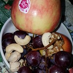 - Nussige Knabberei mit Obst - #002