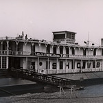 A Side View of the Goldenrod Showboat