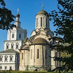 Moscow. Spaso-Andronikov monastery. Spassky Cathedral and Archangel Church. Москва. Спасо-Андроников монастырь. Спасский собор и Архангельский храм