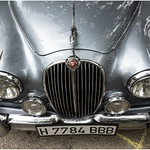 1032- PICADO SOBRE EL MORRO DE UN JAGUAR MK 2 DE 2,4 LITROS