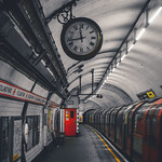 Holland Park station, London ホランドパーク駅、ロンドン