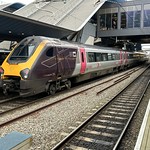 DB Arriva Cross Country &bull; 220 020