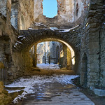 Blick durch Burgruine Prandegg