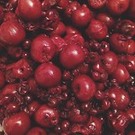 Вишни, бывшие компотом чертовски в стиле малых голландцев по цвету и фактуре #cherry #fruit #compote #naturemorte #stillife #beautiful #nice #red #colour #mnml #minimal #texture #rostov #ростов