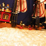 Ingmar with bubble wrap sea