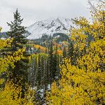Indistinct boundary between snow and clouds