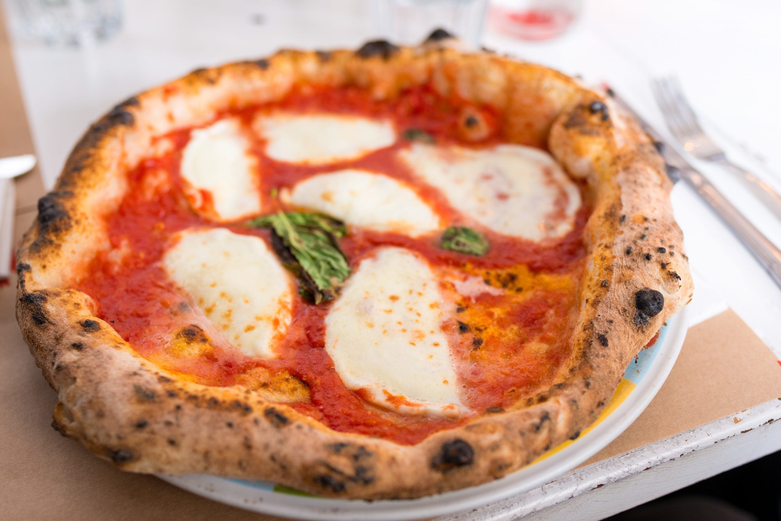 Le Migliori Pizzerie D'italia 2021 Sulla Nuova Guida Del Gambero - Gambero Rosso 1709_x_2560_jpg