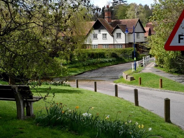 2. Choose budget-friendly accommodation