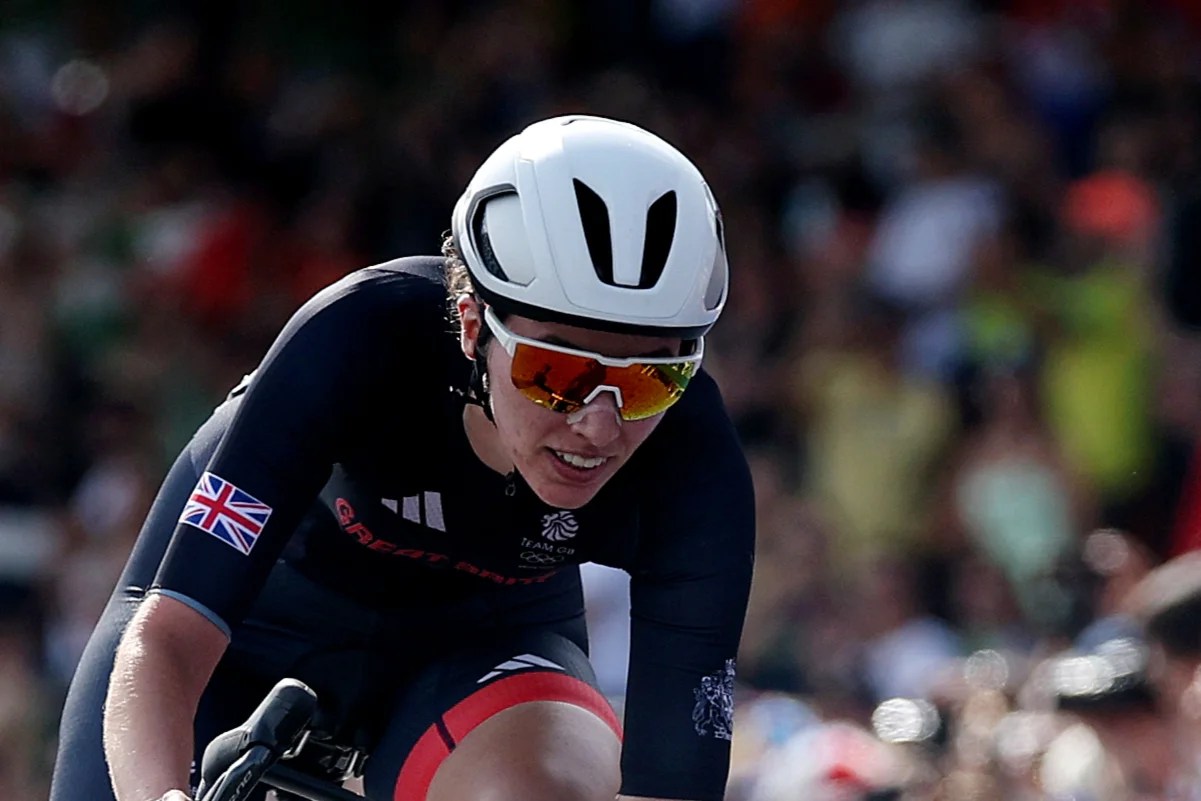 British cyclist sustains fractured neck in Tour de France Femmes collision