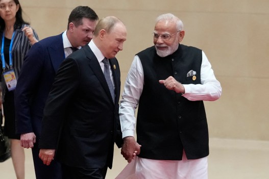 Modi hails ‘insightful’ talks with Putin during armoured limousine ride at China summit Modi hails ‘insightful’ talks with Putin during armoured limousine ride at China summit
