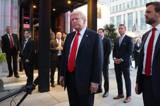 Trump dines out in DC to celebrate crime crackdown – and gets called ‘the Hitler of our time’ Trump dines out in DC to celebrate crime crackdown – and gets called ‘the Hitler of our time’