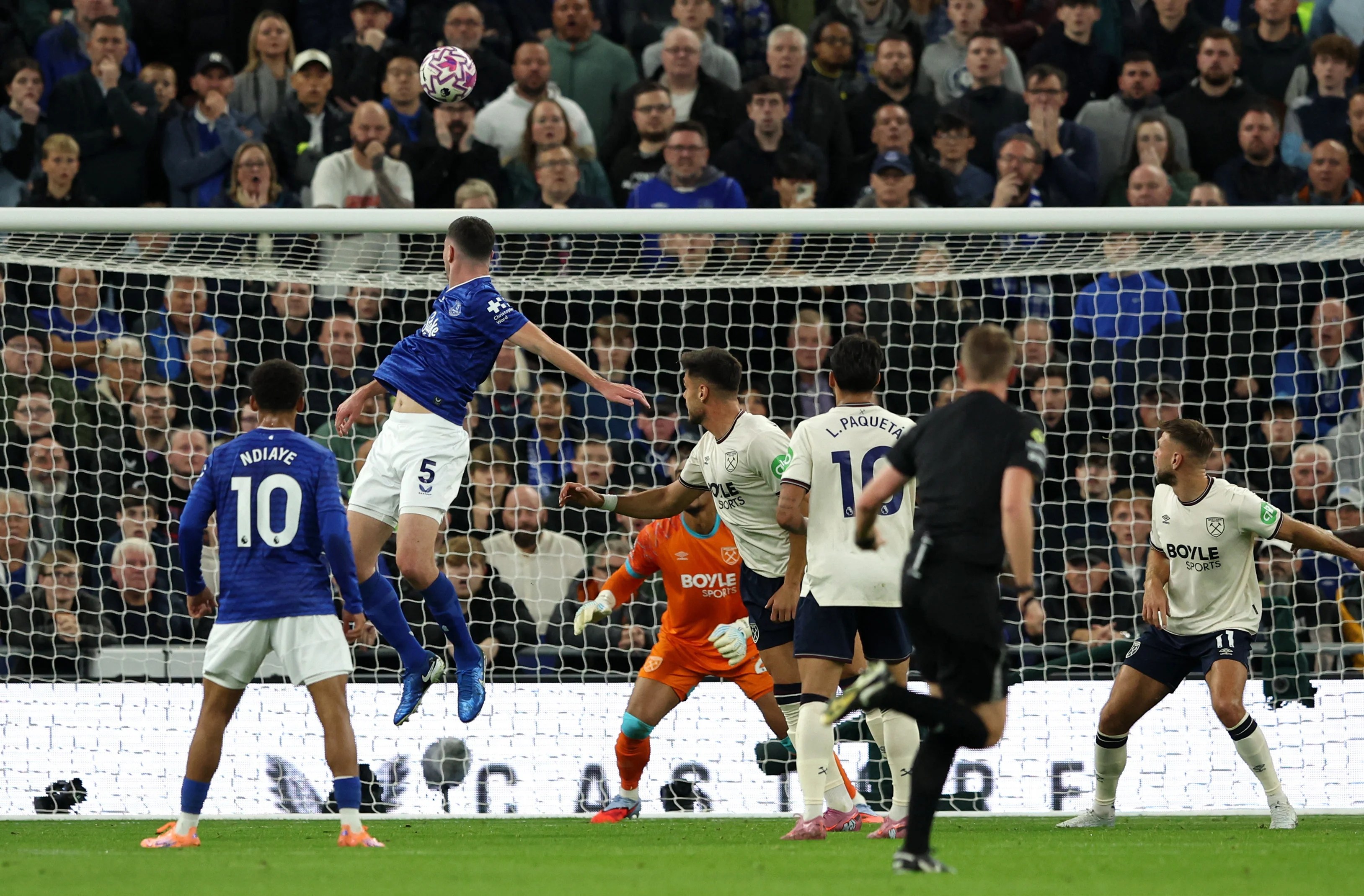 West Ham show signs of life for Nuno to nurture in Everton draw