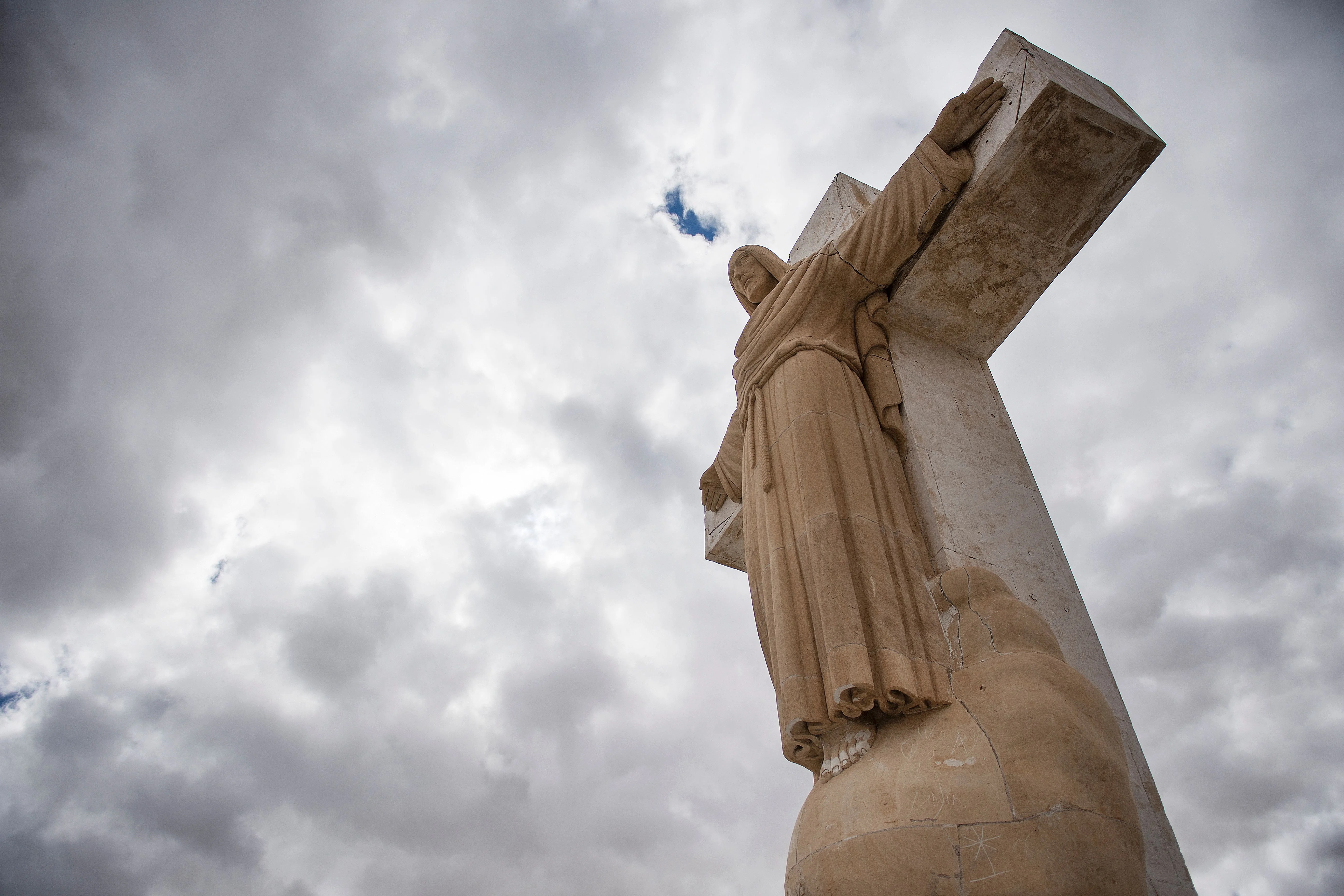 Trump admin wants to seize Catholic shrine featuring 29ft statue of Jesus for Mexico border wall construction: report