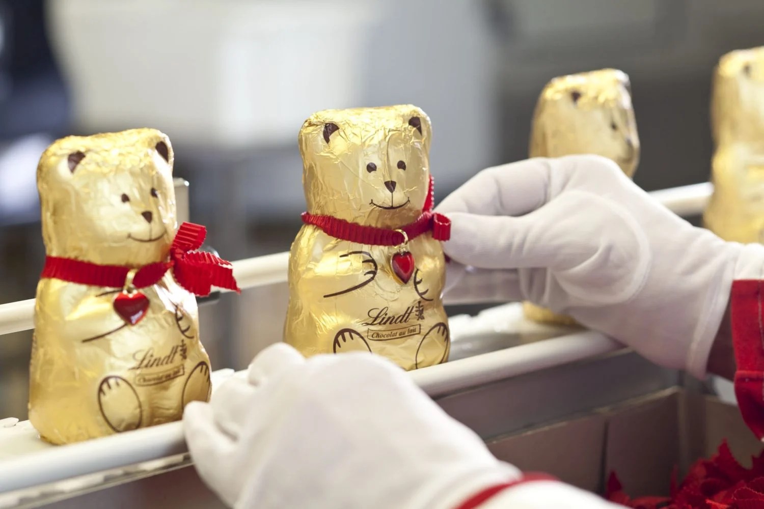 Lindt se desploma en ventas por precios altos que espantan a los consumidores