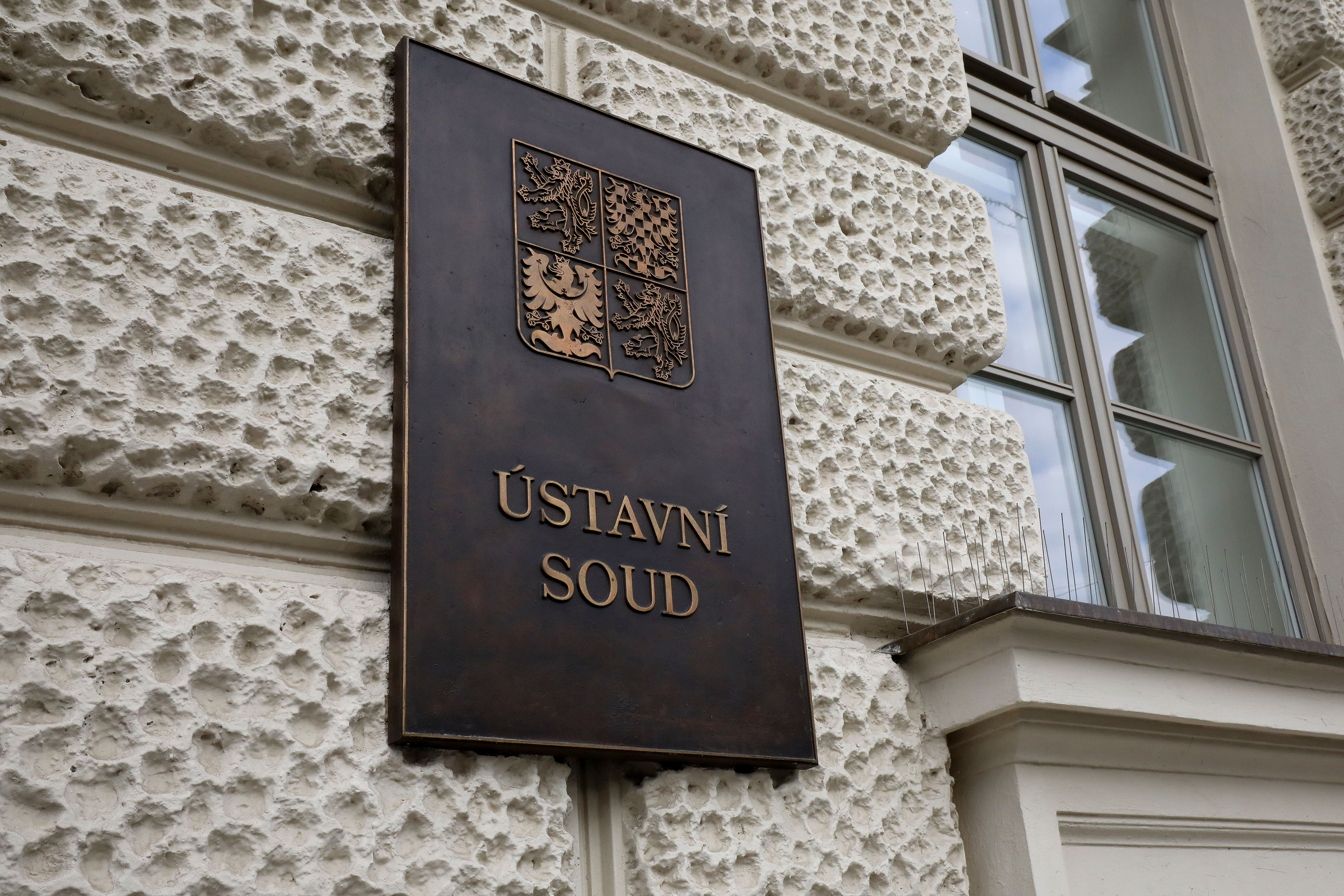 Ustavni Soud Zrusil Prepocet Hlasu Na Mandaty I Vyssi Latku Pro Koalice Parlament Musi Zmenit Volebni Zakon