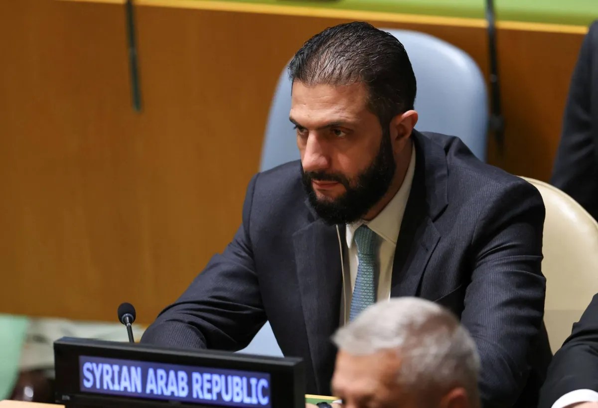 الشرع يؤكّد على ضرورة التوصل لاتفاق أمني بين سوريا وإسرائيل الشرع يؤكّد على ضرورة التوصل لاتفاق أمني بين سوريا وإسرائيل